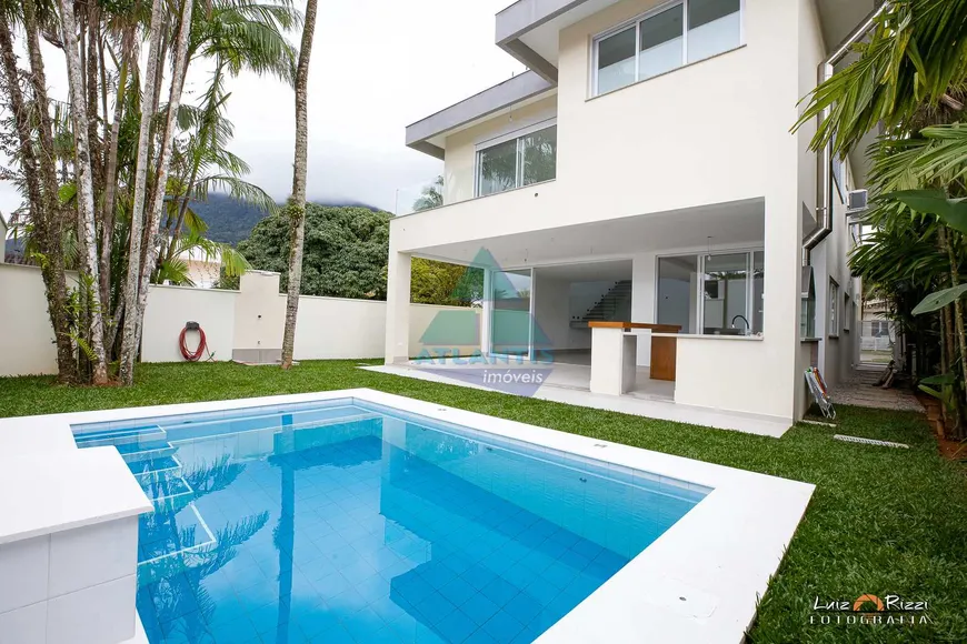 Foto 1 de Casa com 5 Quartos à venda, 300m² em Lagoinha, Ubatuba