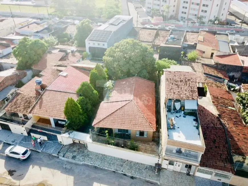 Foto 1 de Casa com 4 Quartos à venda, 300m² em Ponto Novo, Aracaju