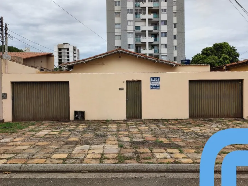 Foto 1 de Casa com 3 Quartos para alugar, 132m² em Jardim América, Goiânia