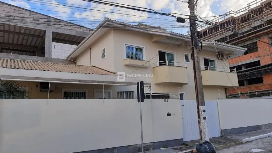 Foto 1 de Casa com 3 Quartos à venda, 325m² em Campinas, São José