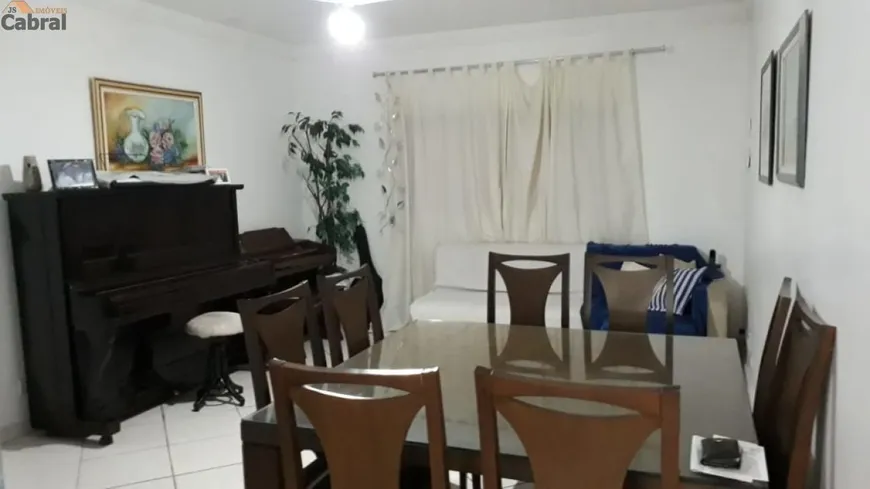 Foto 1 de Casa com 3 Quartos à venda, 184m² em Jardim Brasil, São Paulo