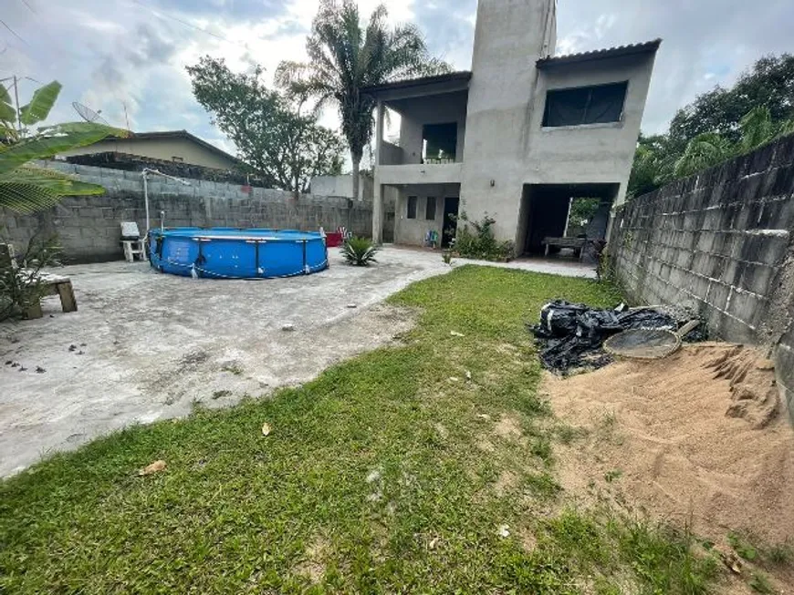 Foto 1 de Casa com 4 Quartos à venda, 200m² em Jardim Guacyra, Itanhaém