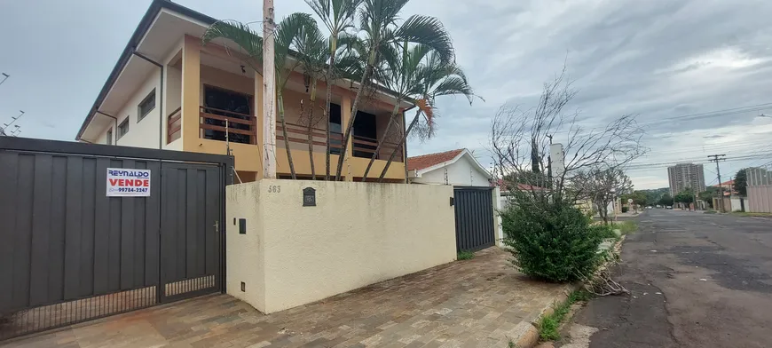 Foto 1 de Sobrado com 5 Quartos à venda, 350m² em Vila Harmonia, Araraquara