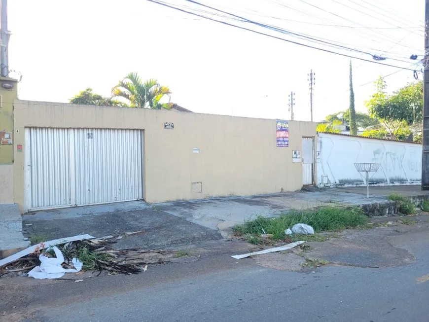 Foto 1 de Casa com 3 Quartos à venda, 130m² em Vila São Joaquim, Aparecida de Goiânia