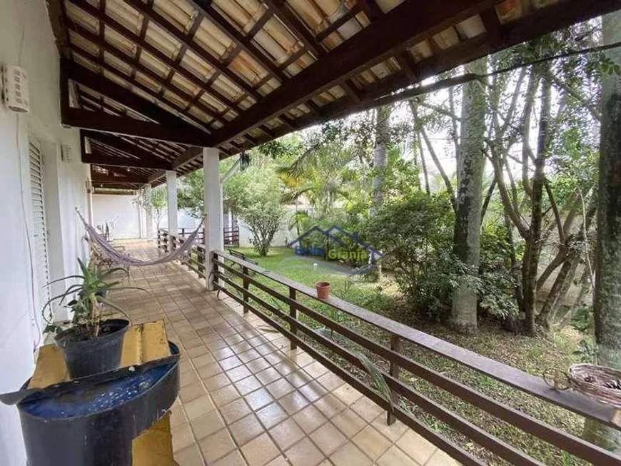 Foto 1 de Casa de Condomínio com 4 Quartos para venda ou aluguel, 780m² em Águas da Fazendinha, Carapicuíba