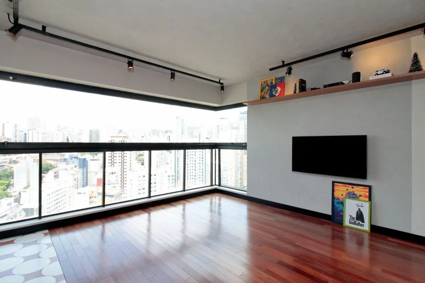 Foto 1 de Apartamento com 2 Quartos à venda, 45m² em Bela Vista, São Paulo