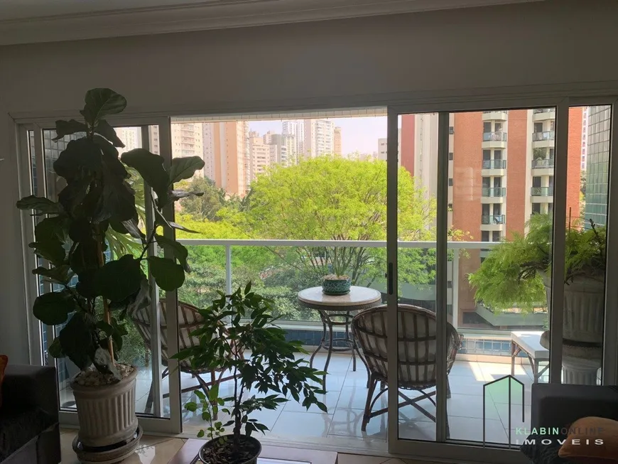 Foto 1 de Apartamento com 4 Quartos à venda, 154m² em Jardim Vila Mariana, São Paulo