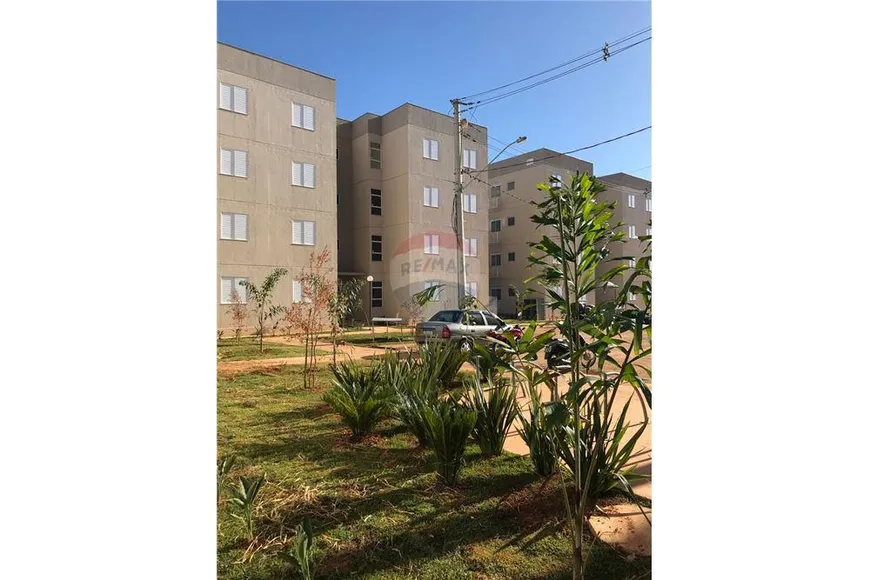 Foto 1 de Apartamento com 2 Quartos para alugar, 42m² em Aparecidinha, Sorocaba