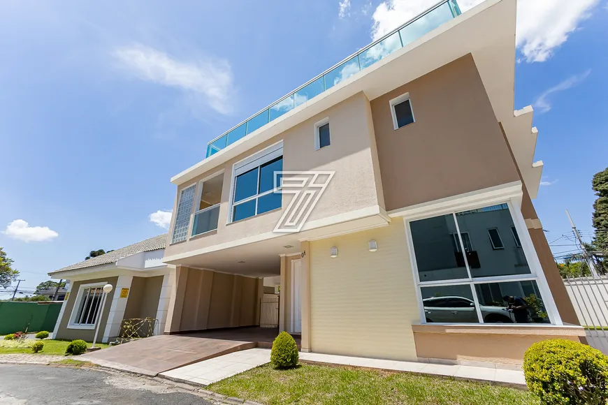 Foto 1 de Casa de Condomínio com 4 Quartos à venda, 354m² em Santa Felicidade, Curitiba