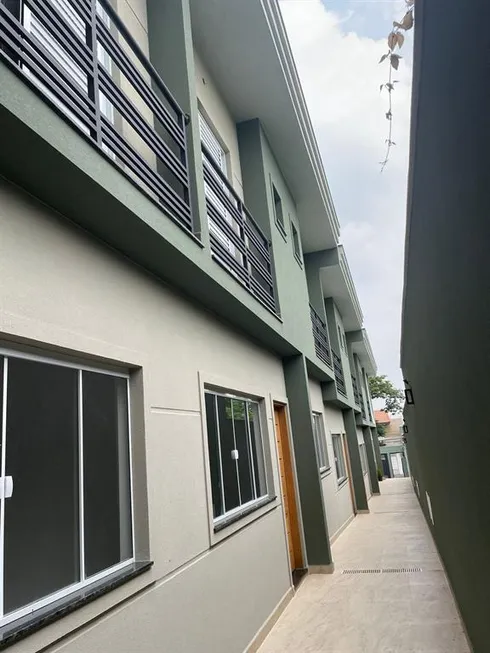 Foto 1 de Casa de Condomínio com 2 Quartos à venda, 80m² em Vila Mazzei, São Paulo