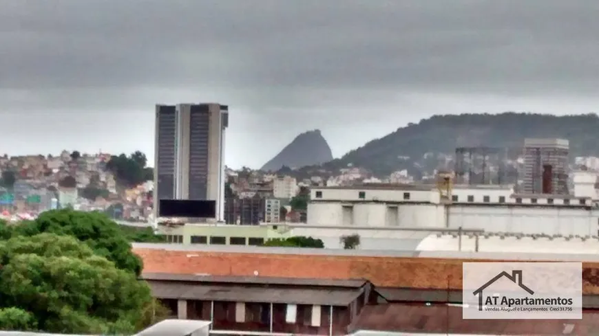 Foto 1 de Apartamento com 2 Quartos à venda, 55m² em São Cristóvão, Rio de Janeiro