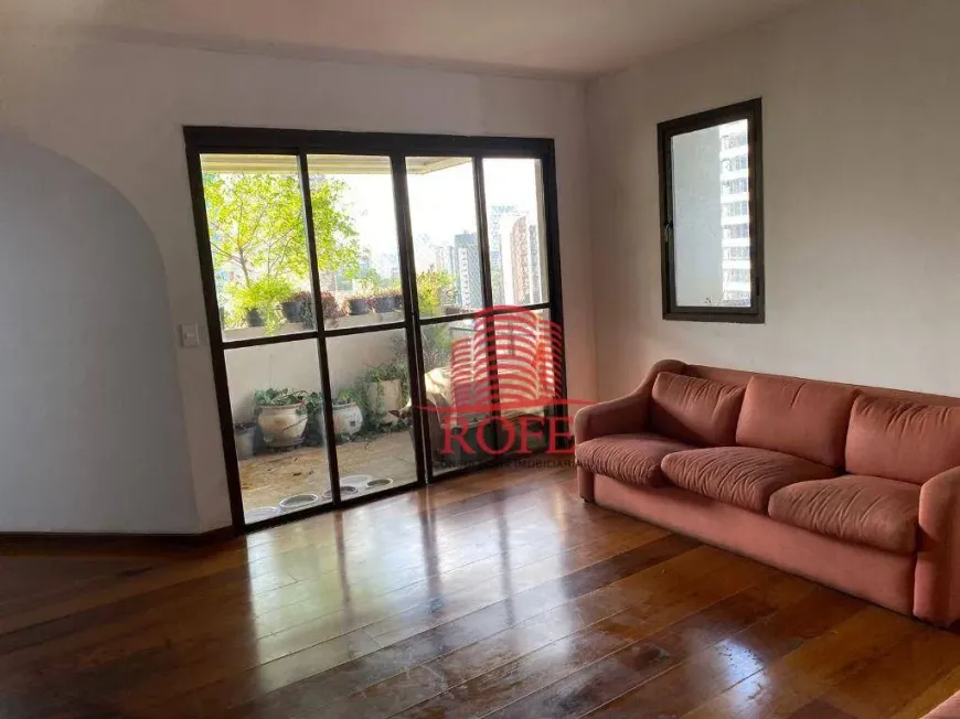 Foto 1 de Apartamento com 4 Quartos à venda, 210m² em Campo Belo, São Paulo