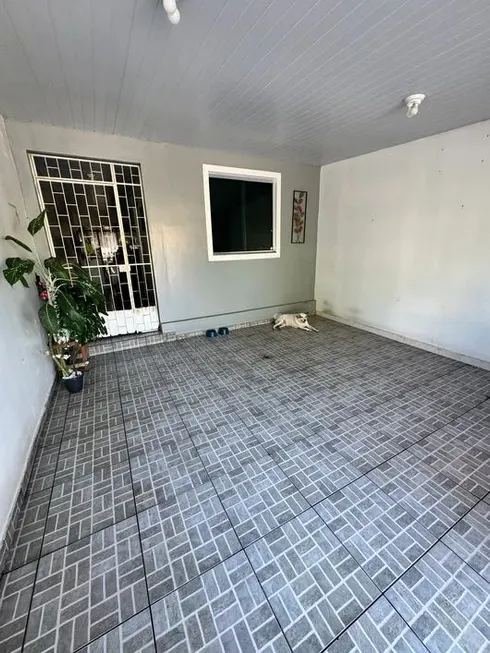 Foto 1 de Casa com 2 Quartos à venda, 140m² em Jardim Petroni, São Bernardo do Campo