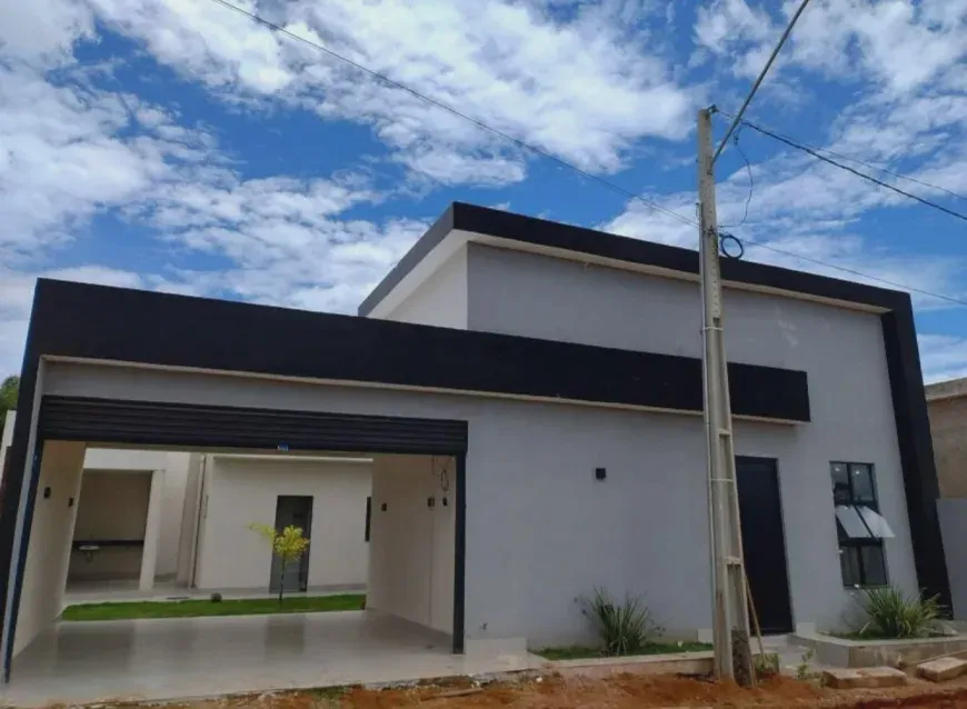 Foto 1 de Casa com 3 Quartos à venda, 195m² em Glória, Joinville