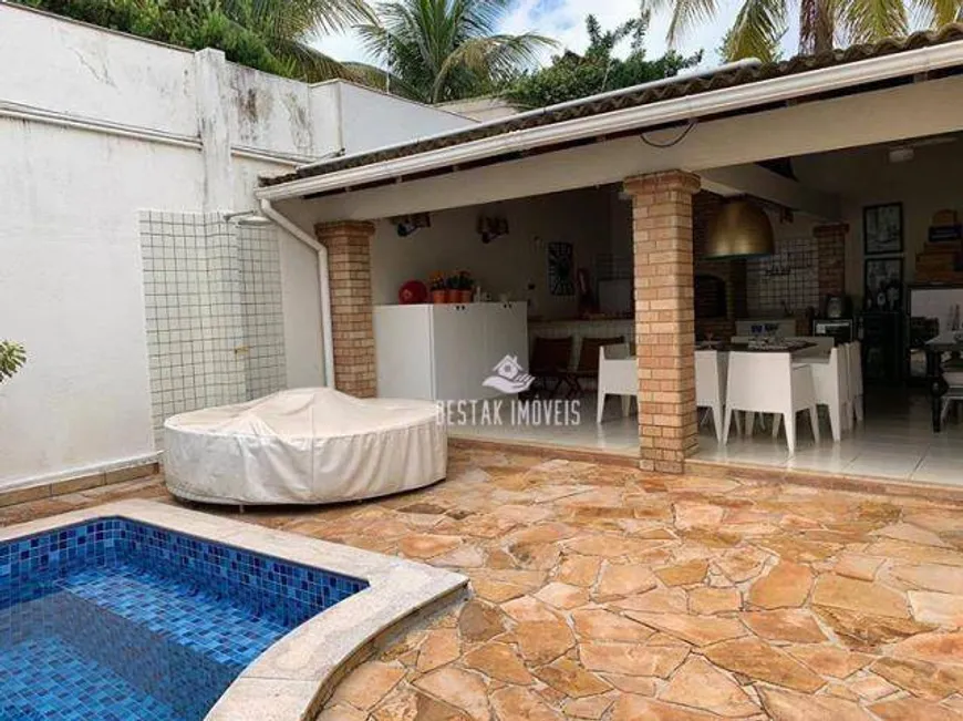 Foto 1 de Sobrado com 3 Quartos à venda, 360m² em Jardim Karaíba, Uberlândia