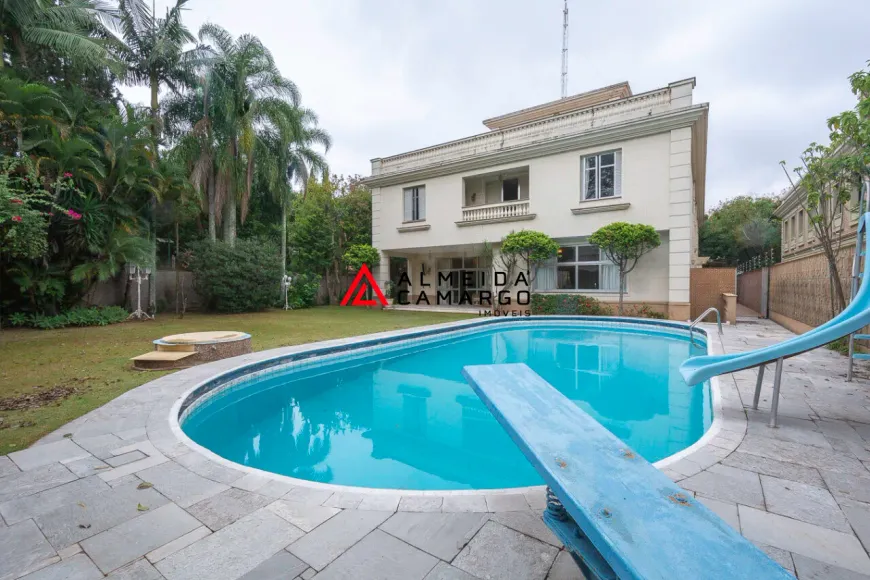 Foto 1 de Casa com 5 Quartos à venda, 1225m² em Jardim Guedala, São Paulo