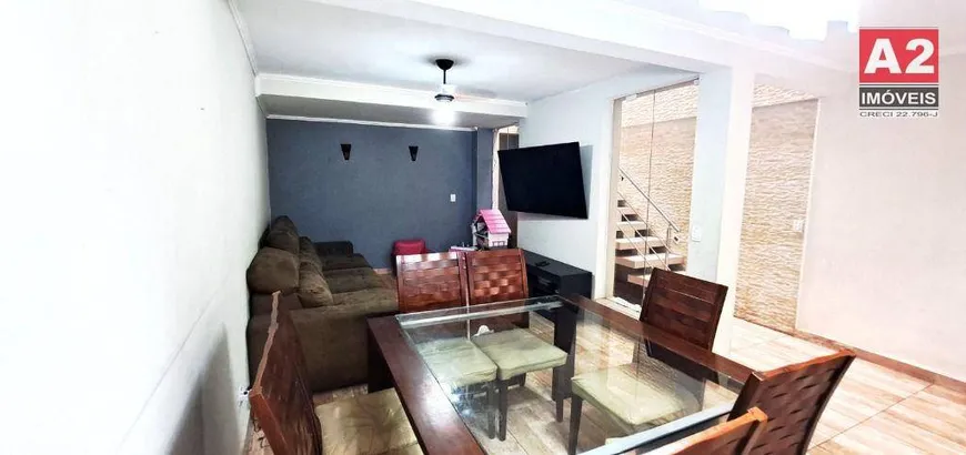 Foto 1 de Casa com 3 Quartos à venda, 153m² em Jaguaribe, Osasco
