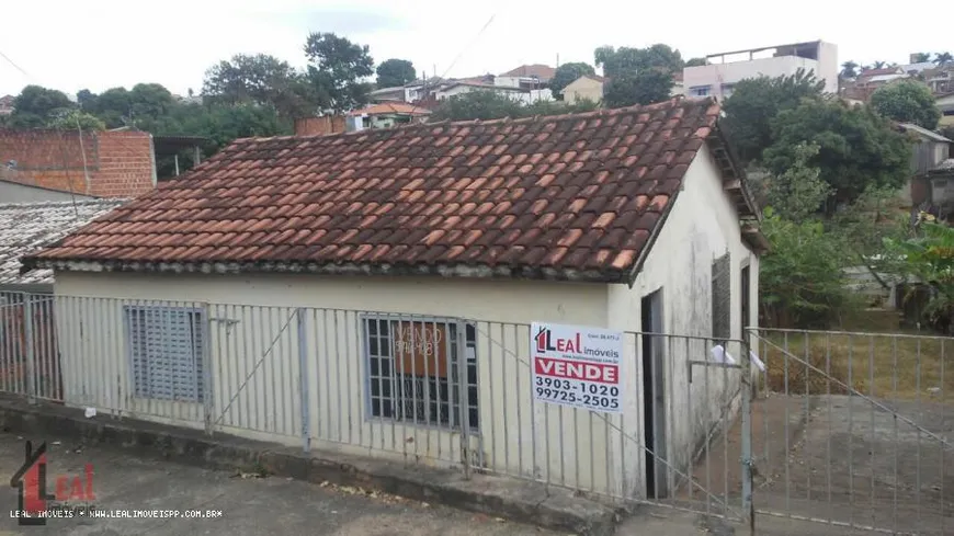 Foto 1 de Casa com 2 Quartos à venda, 460m² em Vila Lider, Presidente Prudente