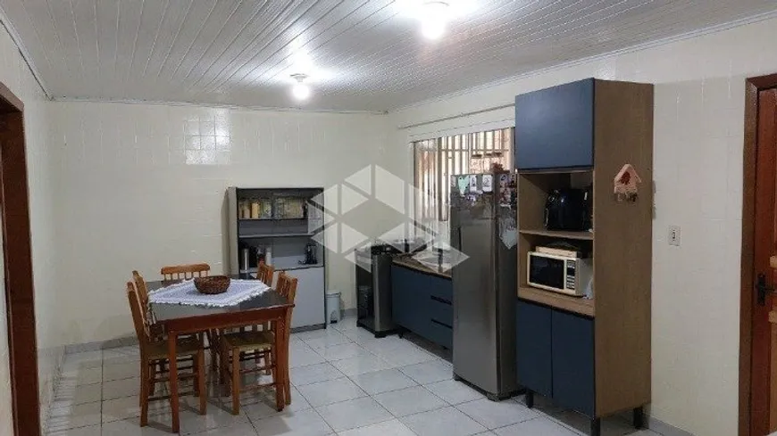 Foto 1 de Casa com 2 Quartos à venda, 130m² em São José, Canoas