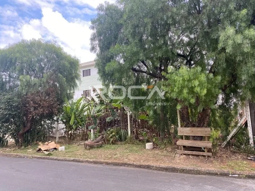 Foto 1 de Lote/Terreno à venda, 239m² em Vila Brasília, São Carlos