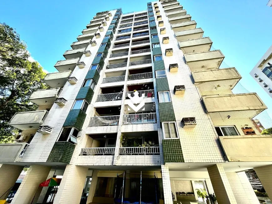 Foto 1 de Apartamento com 3 Quartos à venda, 162m² em Boa Vista, Recife