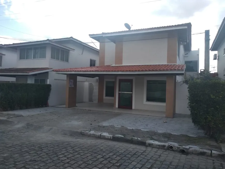 Foto 1 de Casa de Condomínio com 5 Quartos à venda, 220m² em Santa Mônica, Feira de Santana