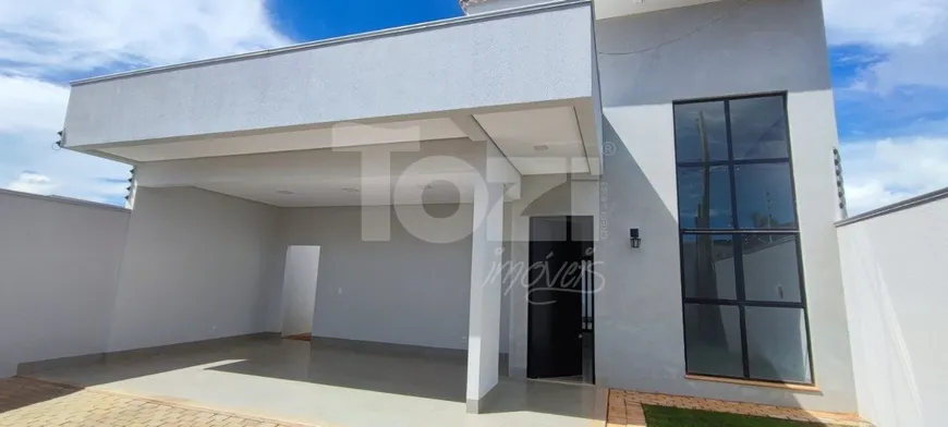 Foto 1 de Casa com 3 Quartos à venda, 145m² em Aquarela das Artes, Sinop