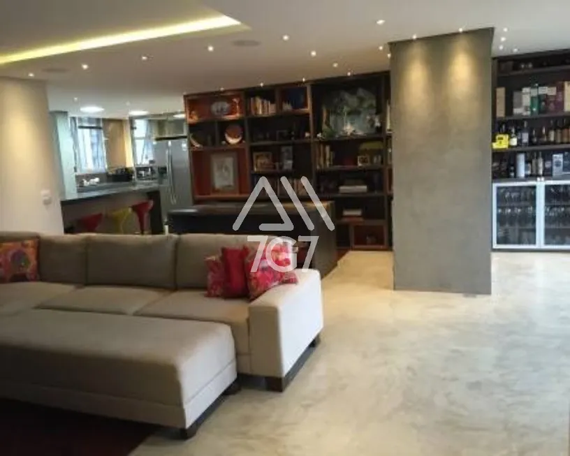 Foto 1 de Apartamento com 4 Quartos à venda, 160m² em Morumbi, São Paulo