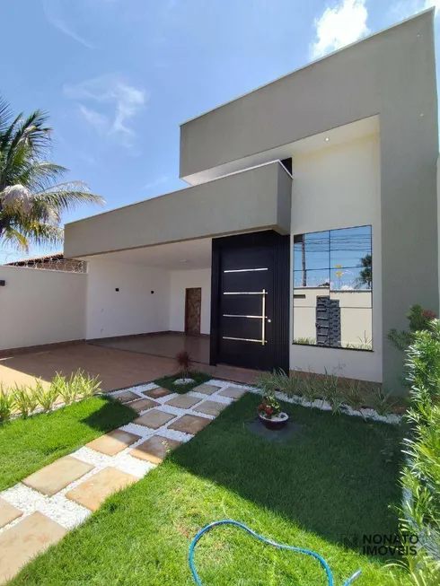 Foto 1 de Casa com 4 Quartos à venda, 219m² em Jardim Maria Helena, Goiânia