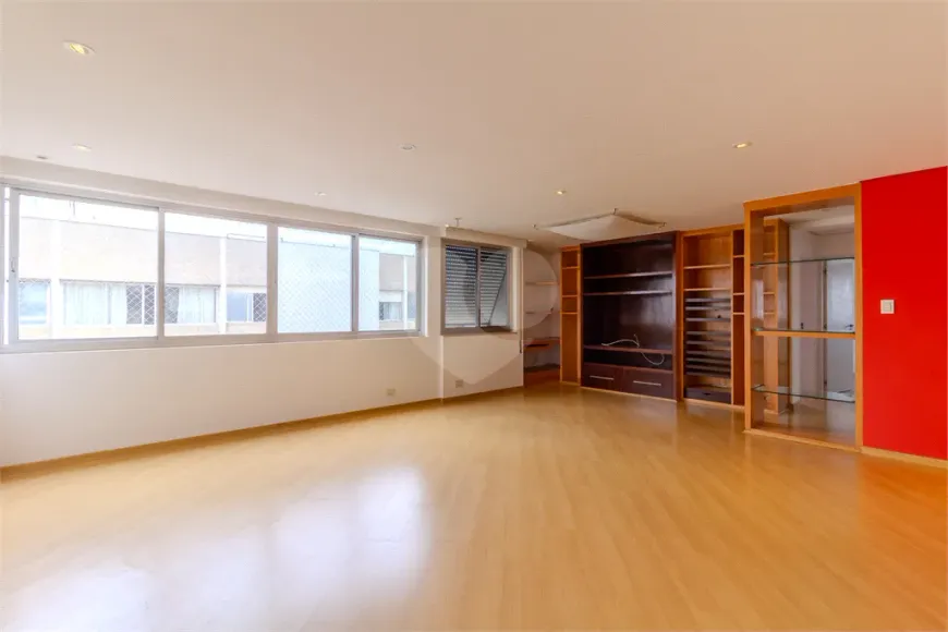 Foto 1 de Apartamento com 3 Quartos à venda, 116m² em Itaim Bibi, São Paulo