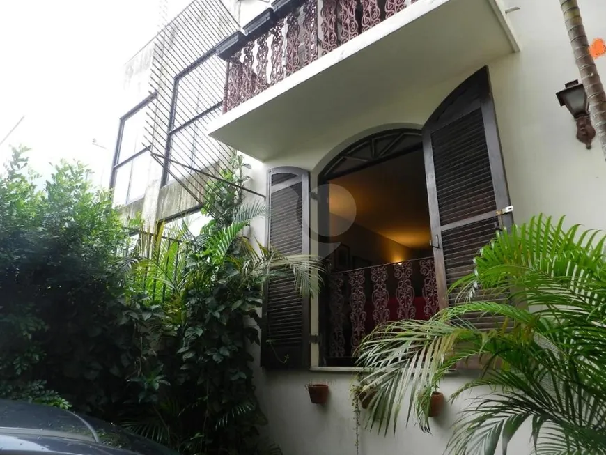 Foto 1 de Casa com 5 Quartos à venda, 200m² em Pinheiros, São Paulo
