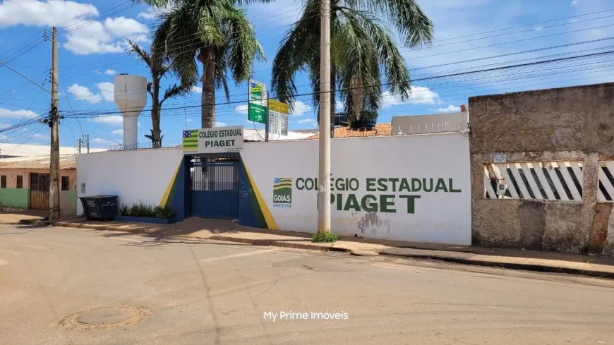 Foto 1 de Prédio Comercial com 10 Quartos à venda, 1500m² em Camping Clube, Águas Lindas de Goiás