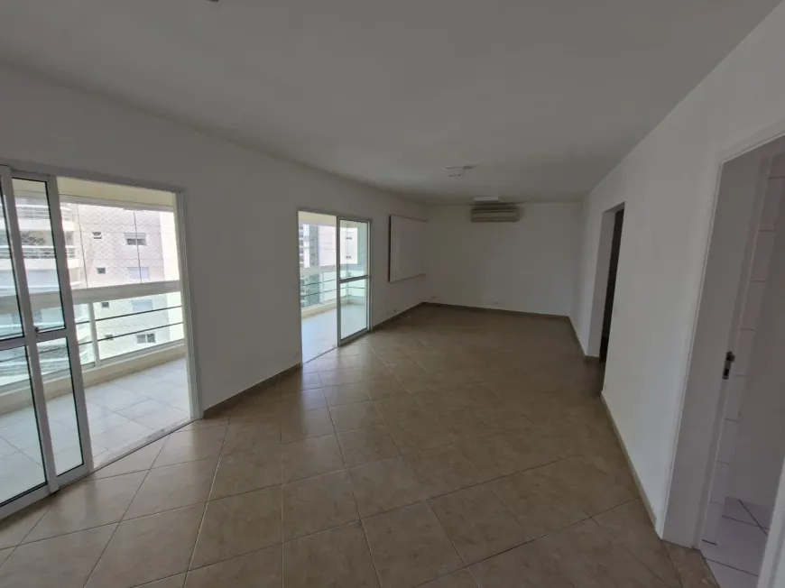 Foto 1 de Apartamento com 3 Quartos para alugar, 139m² em Vila Olímpia, São Paulo