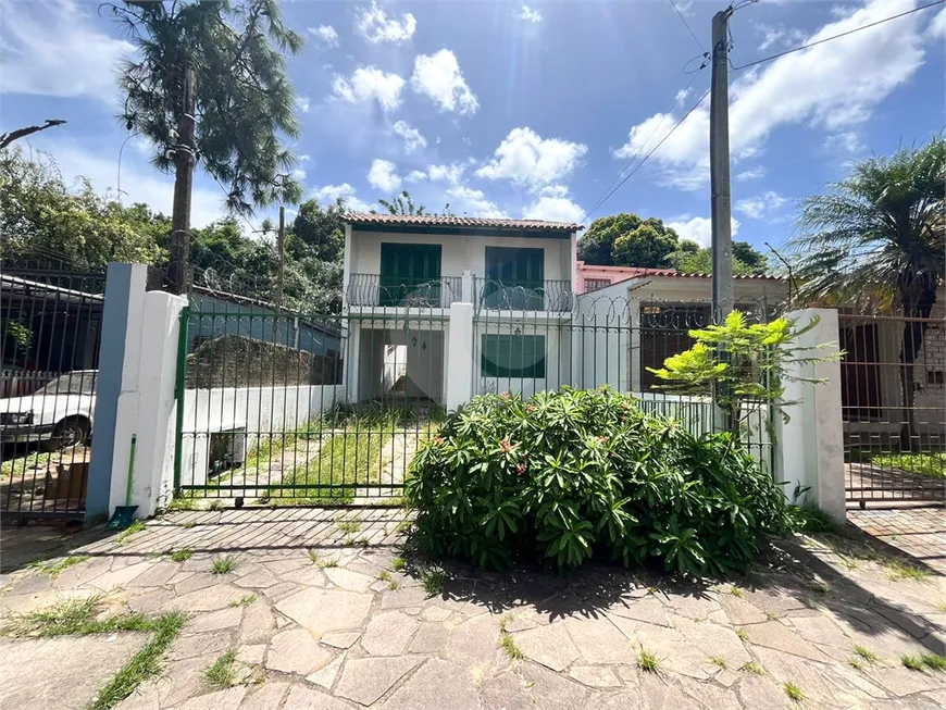 Foto 1 de Casa com 2 Quartos à venda, 124m² em Glória, Porto Alegre
