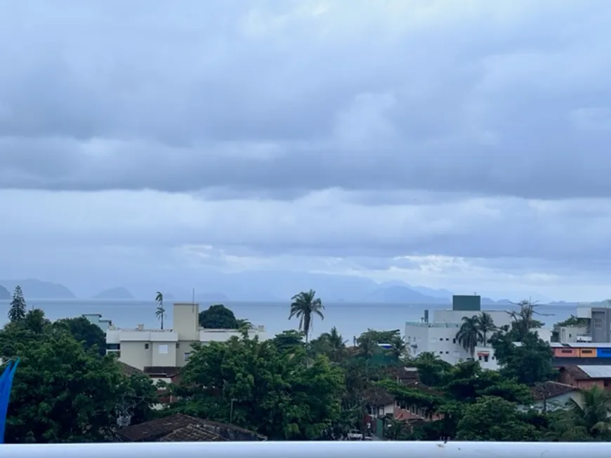 Foto 1 de Cobertura com 3 Quartos à venda, 160m² em Praia de Itaguá, Ubatuba