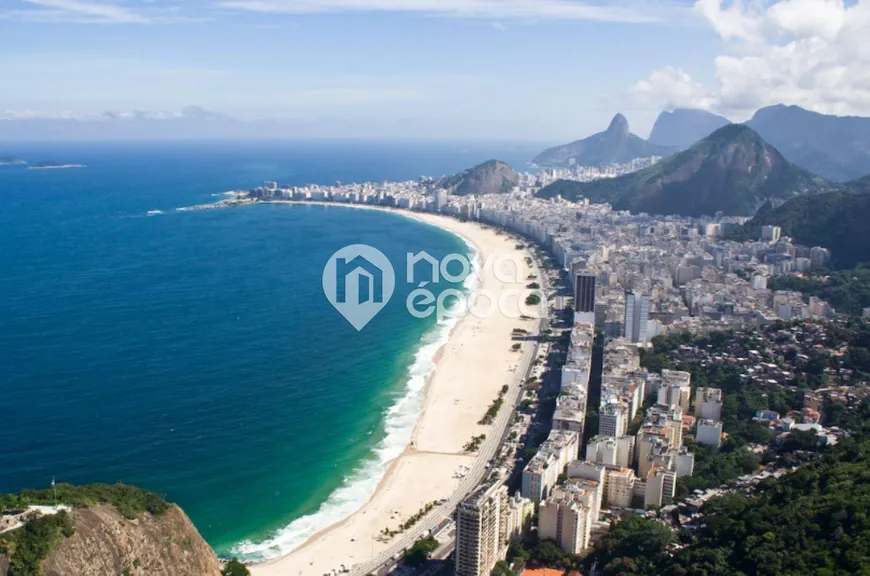 Foto 1 de Cobertura com 3 Quartos à venda, 207m² em Copacabana, Rio de Janeiro