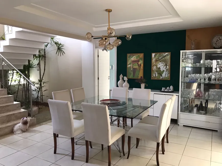 Foto 1 de Casa de Condomínio com 4 Quartos à venda, 372m² em Lagoa Nova, Natal