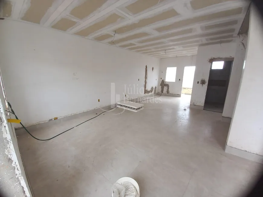 Foto 1 de Casa com 4 Quartos à venda, 130m² em Ibituruna, Montes Claros