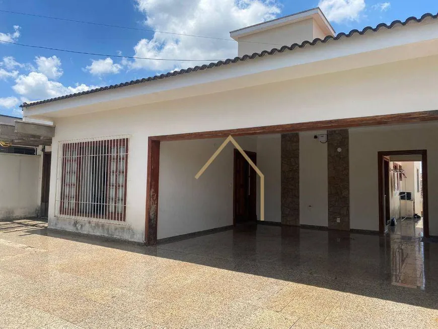 Foto 1 de Casa com 3 Quartos à venda, 255m² em Vila Nossa Senhora de Fátima, Americana