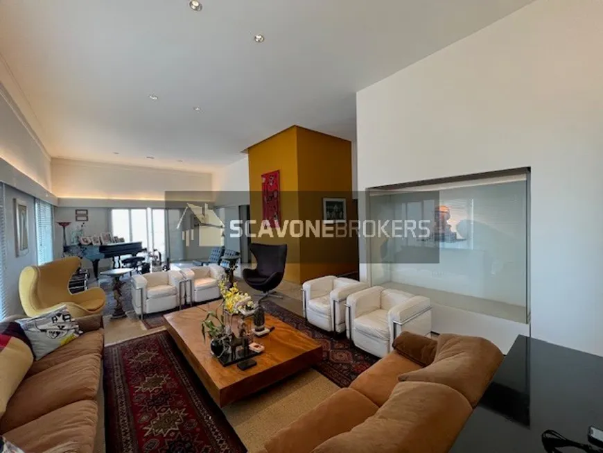 Foto 1 de Apartamento com 4 Quartos para venda ou aluguel, 450m² em Panamby, São Paulo