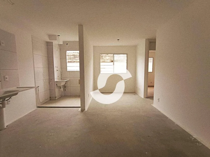 Foto 1 de Apartamento com 2 Quartos à venda, 46m² em Neves, São Gonçalo