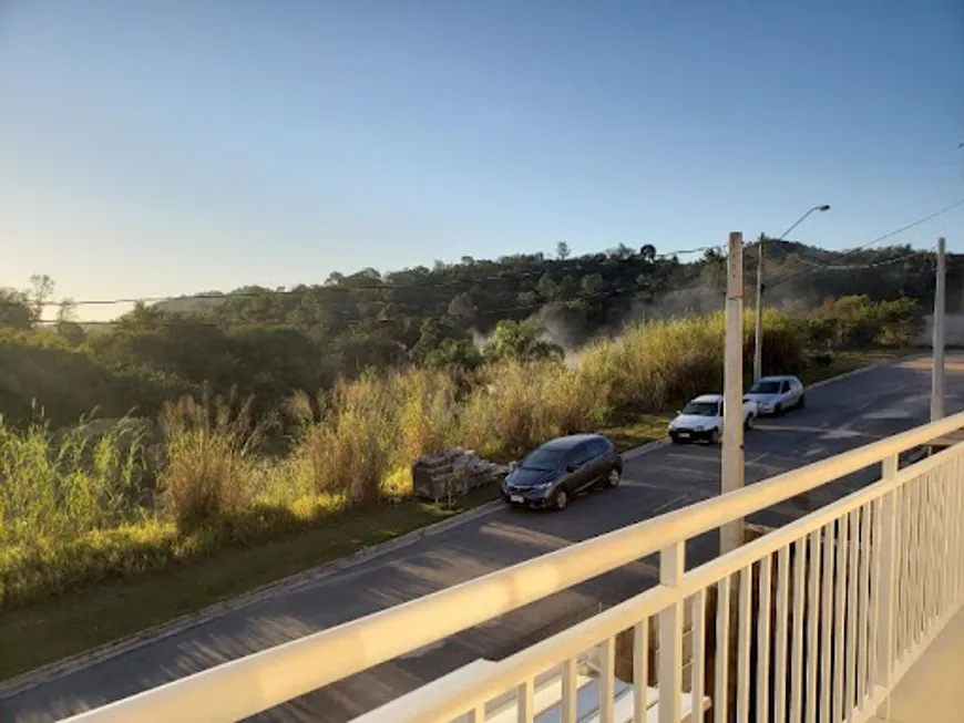 Foto 1 de Casa com 3 Quartos à venda, 210m² em Capivari, Louveira