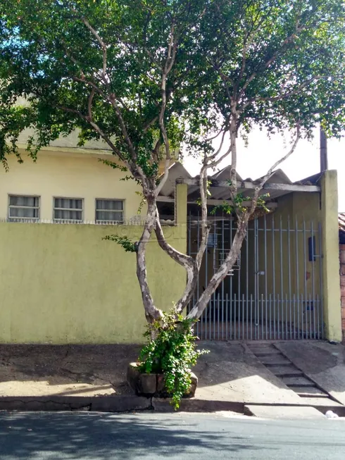 Foto 1 de Casa com 2 Quartos à venda, 95m² em Jardim Pacaembu, São Carlos