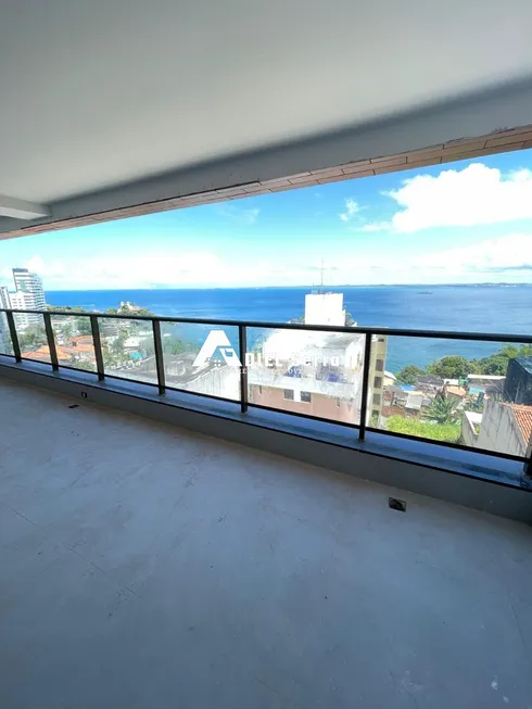 Foto 1 de Apartamento com 3 Quartos à venda, 155m² em Barra, Salvador