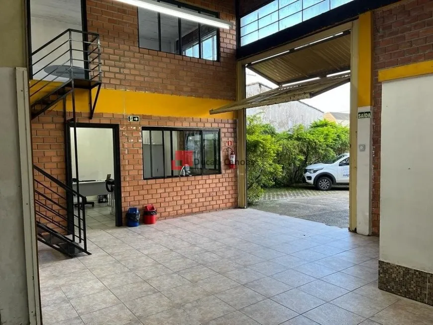 Foto 1 de Galpão/Depósito/Armazém com 2 Quartos à venda, 324m² em Estância Velha, Canoas