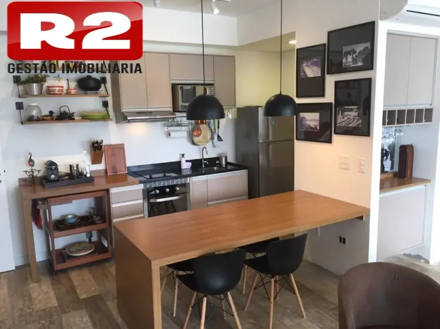 Foto 1 de Apartamento com 1 Quarto para alugar, 54m² em Pompeia, Santos