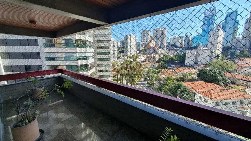 Foto 1 de Apartamento com 4 Quartos à venda, 200m² em Aclimação, São Paulo