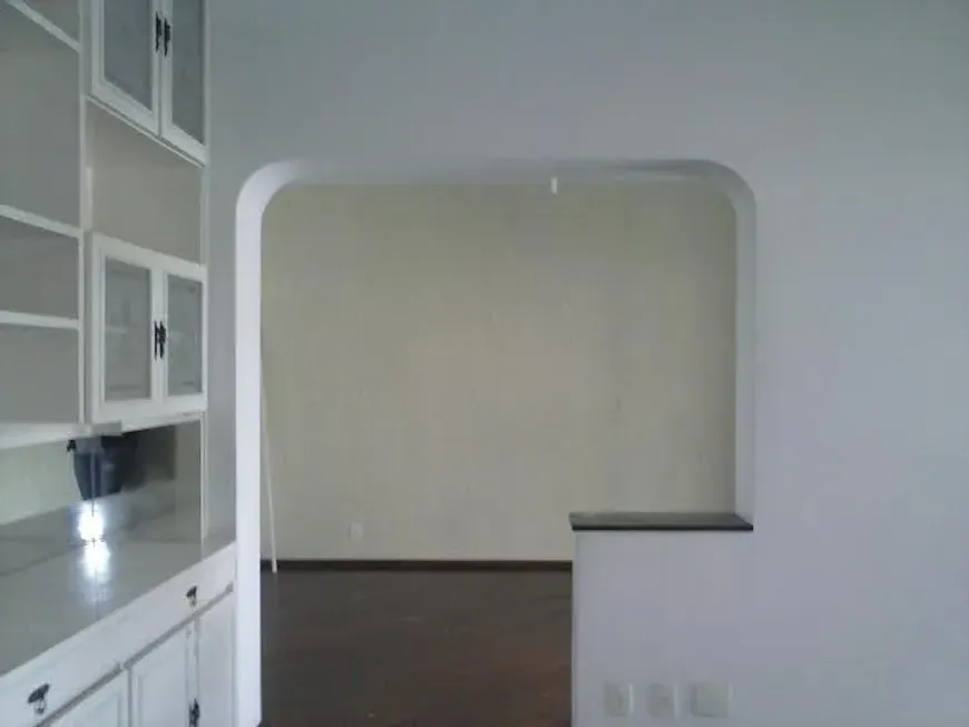 Foto 1 de Apartamento com 3 Quartos para alugar, 150m² em Moema, São Paulo