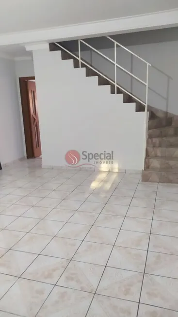 Foto 1 de Sobrado com 3 Quartos à venda, 180m² em Jardim Vila Formosa, São Paulo