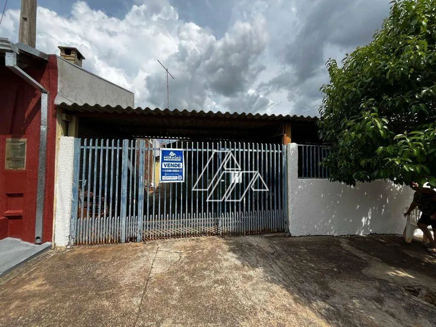 Foto 1 de Casa com 3 Quartos à venda, 60m² em Núcleo Habitacional Presidente Jânio da Silva Quadros, Marília